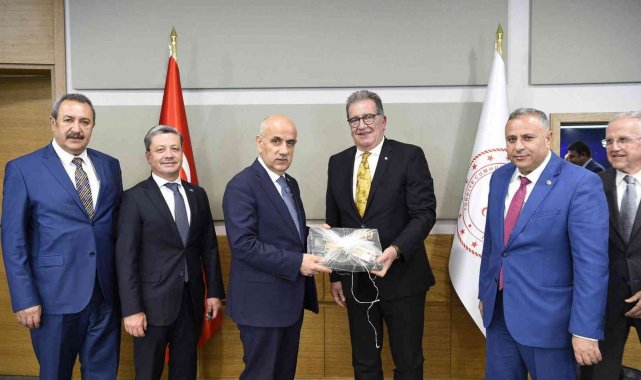 Söke Borsa Başkanı Nejat Sağel ve UPK Başkanı Balçık&#039;tan Tarım Bakanı Kirişçi&#039;ye Ziyaret