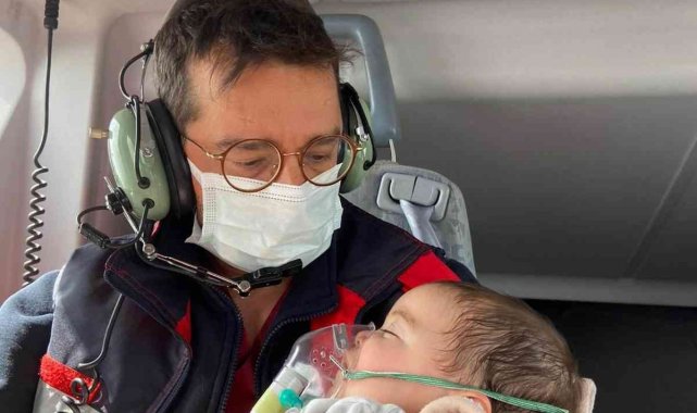 Solunum sıkıntısı çeken 6 aylık bebek ambulans helikopterle hastaneye sevk edildi