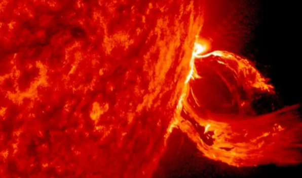 Son Dakika ! 14 Nisan Perşembe Günü Dünyamıza Çarpacak