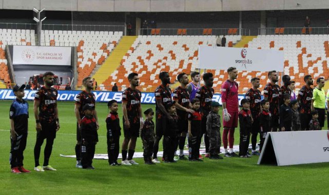 Spor Toto 1. Lig: Adanaspor: 3 - Balıkesirspor: 1