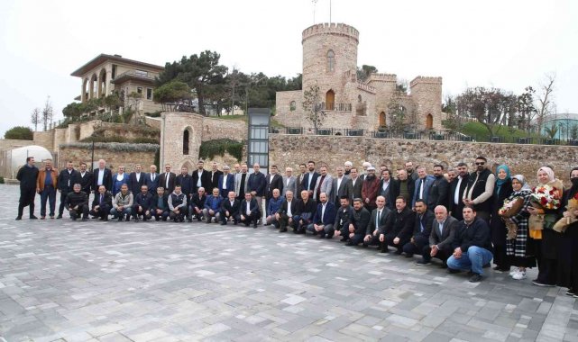 Sultanbeyli'deki STK'lar Demokrasi ve Özgürlükler Adasını ziyaret etti