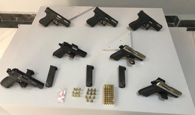 Şüphe üzerine durdurulan araçtan cephanelik çıktı