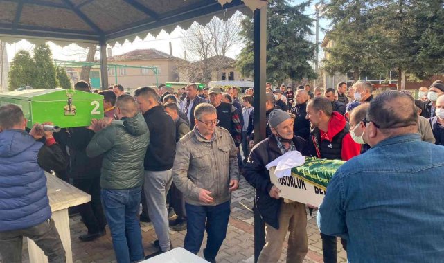 Susurluk'ta öldürülen anne ve oğlu son yolculuğuna uğurlandı