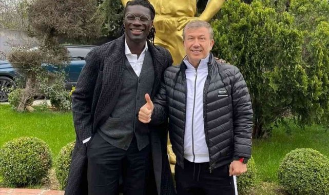 Tanju Çolak&#039;tan, Gomis&#039;e tavsiye: &quot;Gol yollarına daha yakın oynamalısın&quot;