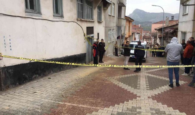 Tarihi Ahmet Çavuş Konağı'nda tadilat yaparken canından oldu