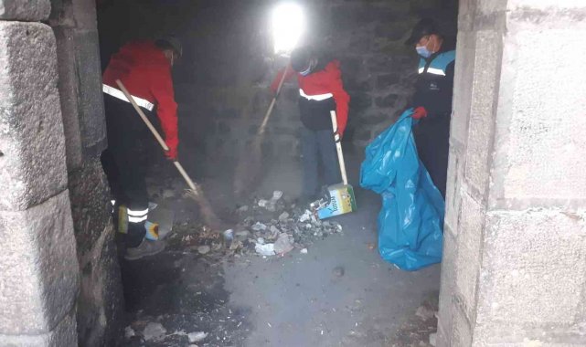 Tarihi surlarda temizlik seferberliği