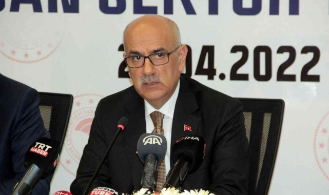 Tarım ve Orman Bakanı Kirişci, Erzincan'da Tarım Sektör Temsilcileri Toplantısında katıldı