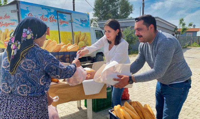 Tarsus Belediyesi, Kadir Gecesi vatandaşlara 6 ton soğan, 7 bin ekmek dağıttı