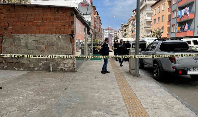 Tartıştığı kişi tarafından bacaklarından vuruldu