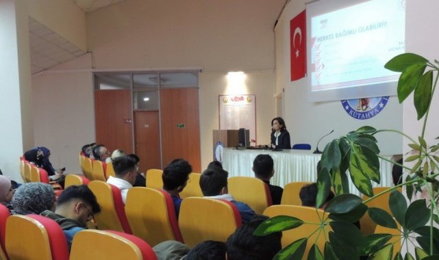Tavşanlı MYO&#039;da Bağımlılıkla Mücadele konferansı