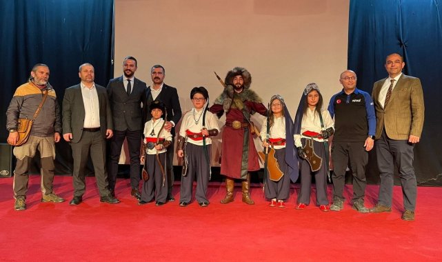 Tavşanlı'da gençler 'Çanakkale ruhuyla' geleceğe hazırlanıyor