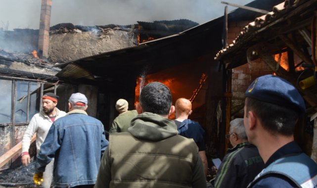 Tavşanlı'daki yangın korkuttu