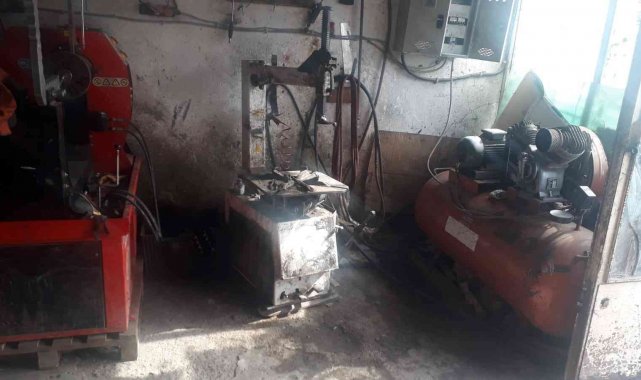 Tekman'da lastikçilerde durgunluk yaşanıyor