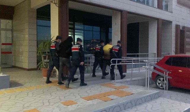 Tekne motoru hırsızları kıskıvrak yakalandı