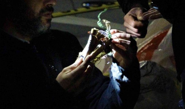 Temizlik görevlileri fark etti, polis alarma geçti: Tokat'ta dinamit görünümlü saat paniği