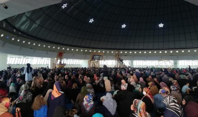 Terzibaba Camisinde kadınlara yönelik Kadir Gecesi ve Hatim Duası programı düzenlendi