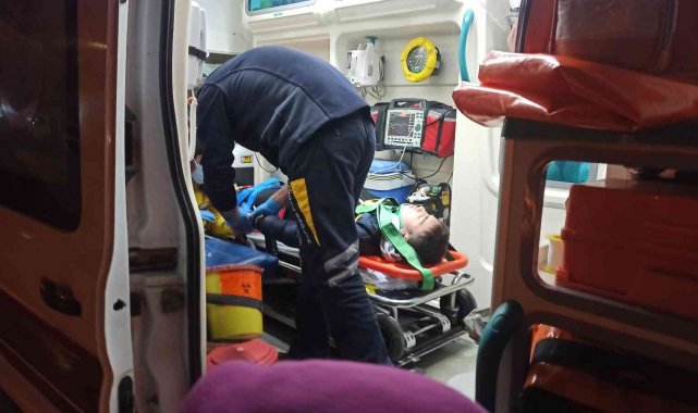 Ticari taksinin çarptığı çocuk yaralandı