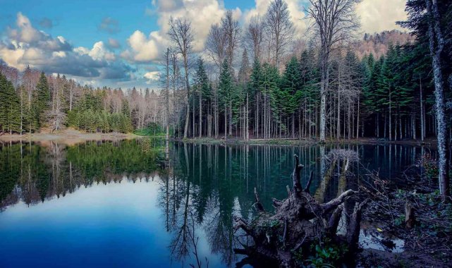 Torkul Gölü ziyaretçilerini bekliyor