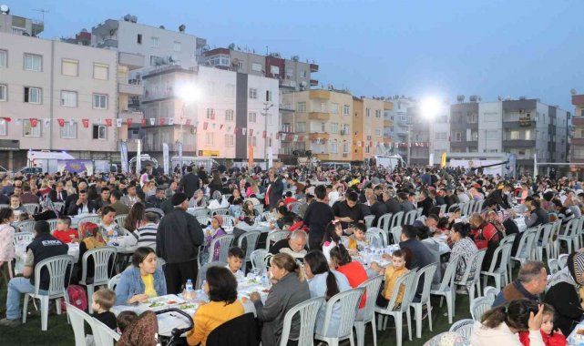 Toroslar Belediyesinin Ramazan programı devam ediyor