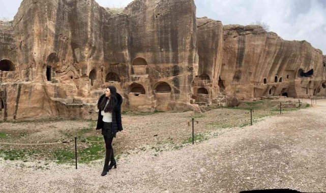 Turizm elçisi Korzay, doğunun Efes'i olarak anılan Dara Antik kenti tanıttı