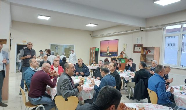Türk Eğitim Sen'liler iftarda bir araya geldi