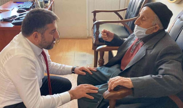 Türkcan: "Vatandaş kapıda beklemez"