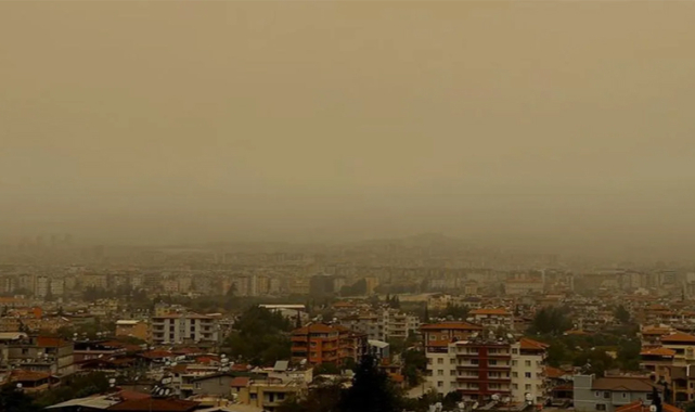 Türkiye yeniden yağışlı havanın etkisi altına girecek, salı gününe kadar toz taşınımı etkili olacak