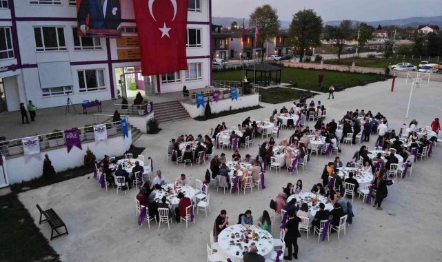 Uğurlu aileler, öğretmenler ve yöneticilerle buluştu