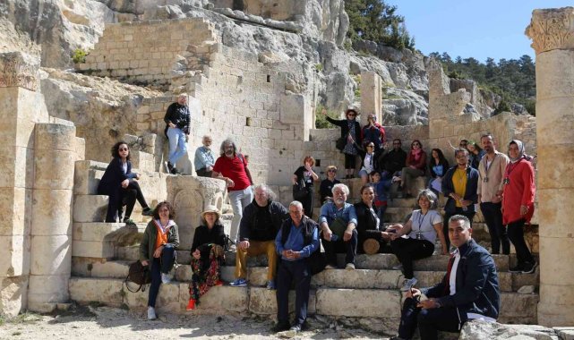 Uluslararası Karacaoğlan Sanat Sempozyumu devam ediyor