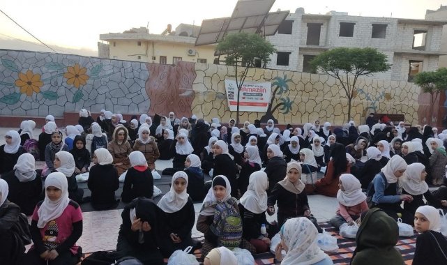 Umuteli İdlip&#039;te yetim çocuklara umut oldu