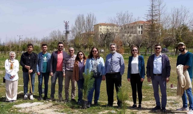 Üniversite hatıra ormanı oluşturdular