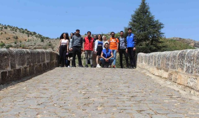 Üniversite öğrencileri Çemişgezek ilçesini gezdi