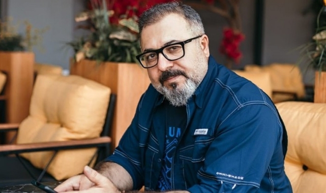 Ünlü Türk Halk Müziği Sanatçısı Delen dolandırıcılara karşı uyardı