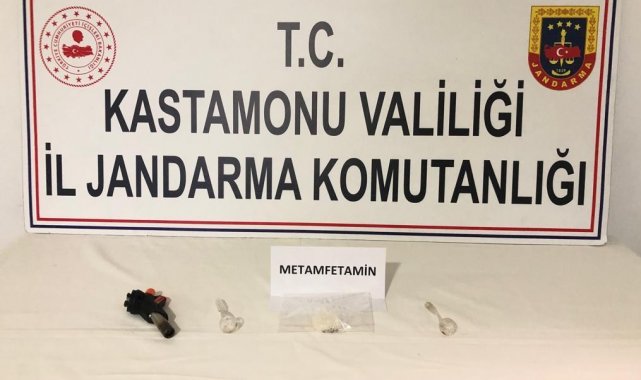 Uyuşturucu madde ile yakalanan şahıs gözaltına alındı