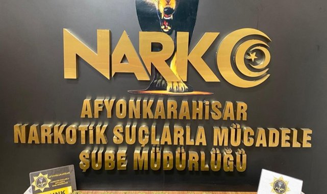 Uyuşturucu tacirinin zulasını eğitimli narkotik köpeği patlattı