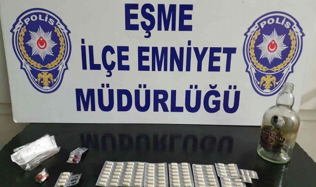 Uyuşturucu tacirleri çok sayıda hapla yakalandı