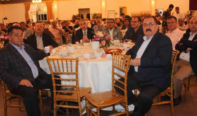 Üzümün başkenti Alaşehir'de üzüm çalıştayı yapıldı