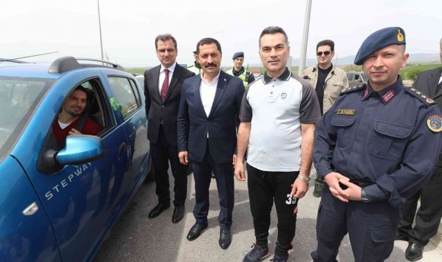 Vali Masatlı'dan sürücülere emniyet kemeri uyarısı: "Bayramınız kemerli olsun"