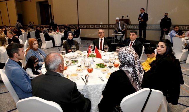 Vali Su, şehit yakınları ve gazilerle iftarda buluştu