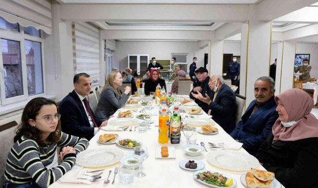 Vali Taşbilek şehit aileleri ve gazilerle iftar programında bir araya geldi