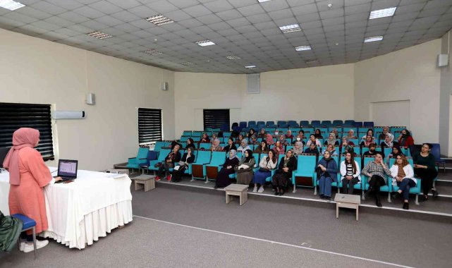 Van&#039;da &#039;Bilinçli Medya Kullanımı&#039; semineri