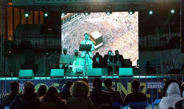 Van'da Kur'an ziyafeti ve kaside programı
