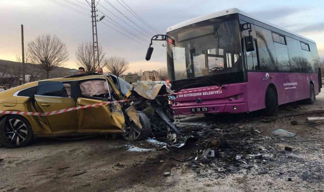 Van&#039;da trafik kazasının görüntüsü ortaya çıktı