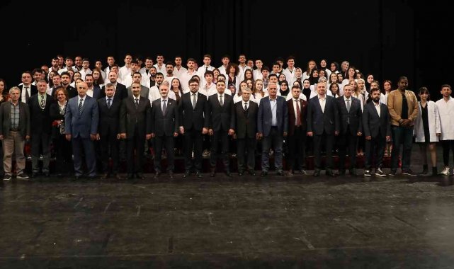 Veteriner hekim adayları önlüklerini giydi