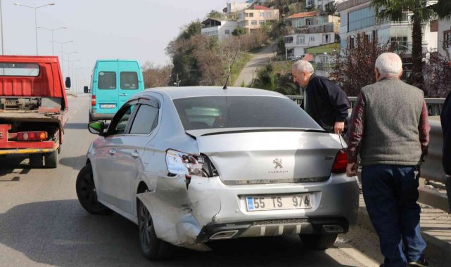 Viyadükte trafik kazası: 1 yaralı