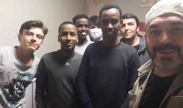 Yabancı uyruklu öğrenciler Kur&#039;an-ı Kerim öğreniyor