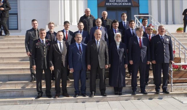 Yalova Üniversitesi&#039;nde Rektör Bahçekapılı görevi devraldı