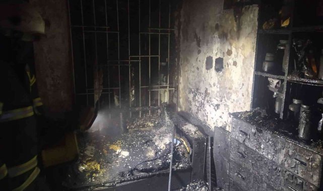 Yangın müstakil evi kullanılmaz hale getirdi