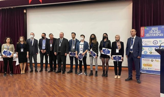 Yapay Zeka Topluluğu '5. Ege Bilişim Zirvesi'ne katıldı