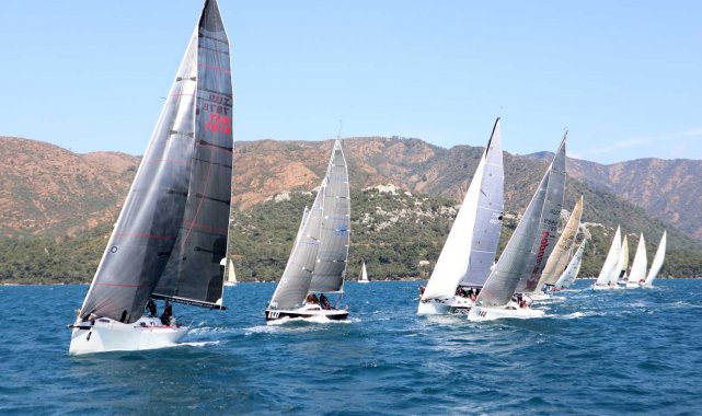 Yelkenli Yarışlarında derece elde ettiler